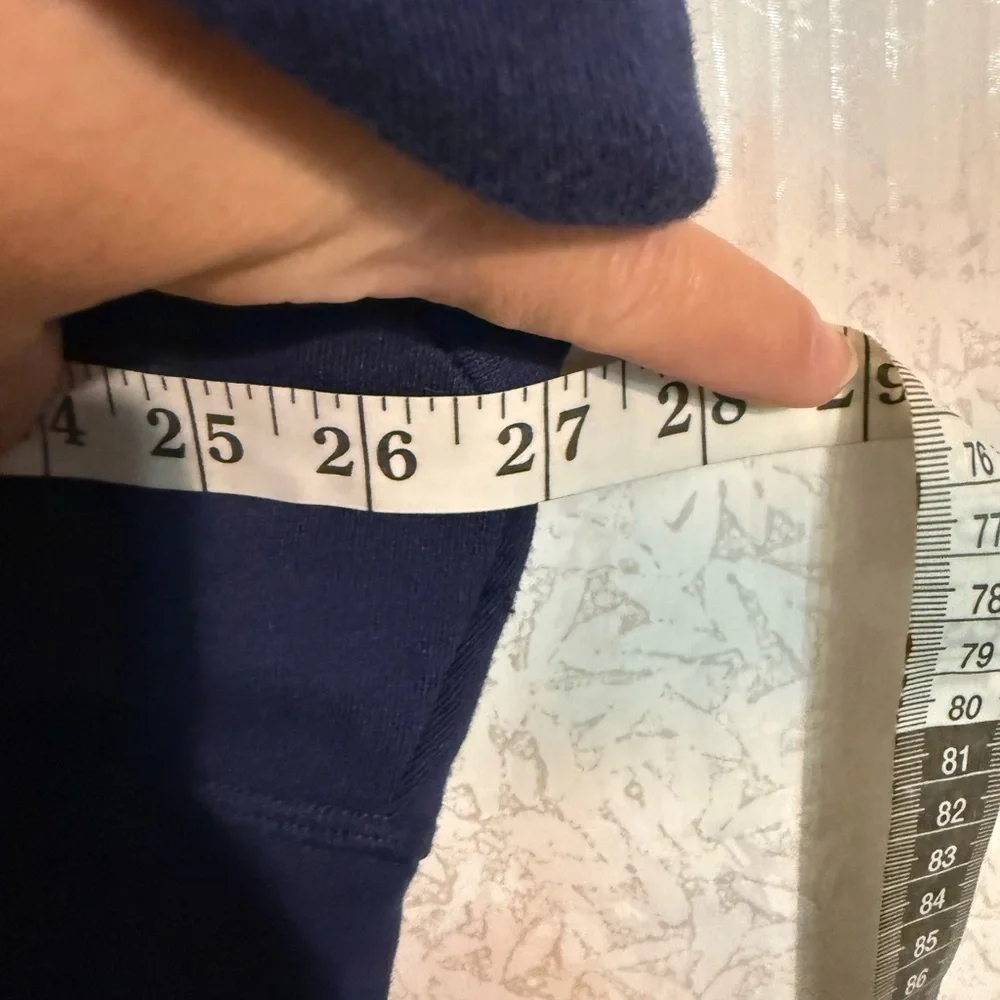 PINK Victoria's Secret Cropped Dark Blue, Sweatshirt Hoodie, Cozy, Relaxed, XL - Picture 6 of 6